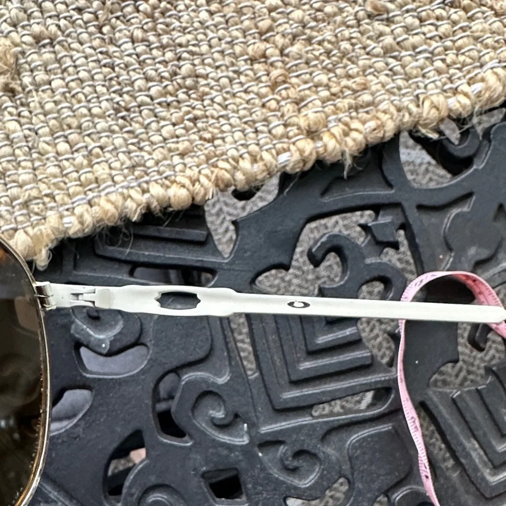Oakley Aviator Sunglasses - gold, cream and Brown - Picture 4 of 8
